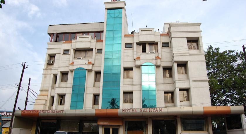 Hotel Sathyam Tiruchirappalli المظهر الخارجي الصورة
